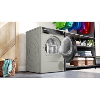 BOSCH Serie 8 Wärmepumpentrockner 9 kg Silber-inox WQB246CX0