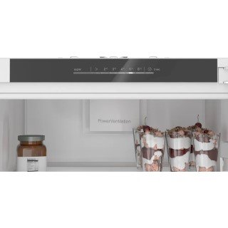 Bosch Serie4 KIR81VFE0 Einbau-Kühlschrank 177.2 x 54.1 cm Flachscharnier