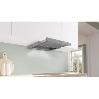 BOSCH Serie 4 Flachschirmhaube 60cm Silber DFL064A52