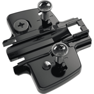 Hettich Winkeladapter 9091814 aus Metall zur Montage von Kreuzmontageplatten 8099 in Ecksituationen – seitliche Ansicht mit Bohrlöchern und Montagefläche
