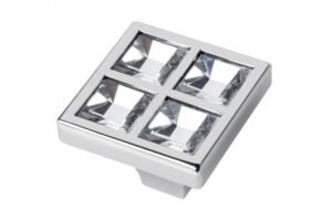 UZ-02CF27-01.jpg Möbelknopf UZ-02C, Zamak und Glas, Oberfläche: Chrom glänzend