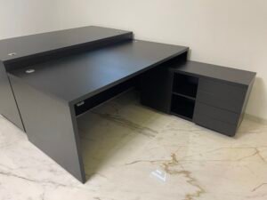 Elektrischer Bürotisch höhenverstellbar – ergonomischer Arbeitsplatz