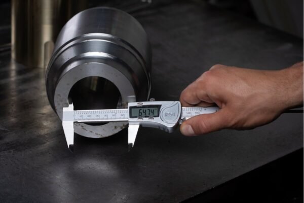 Högert digitaler Messschieber, Messbereich: 155 mm