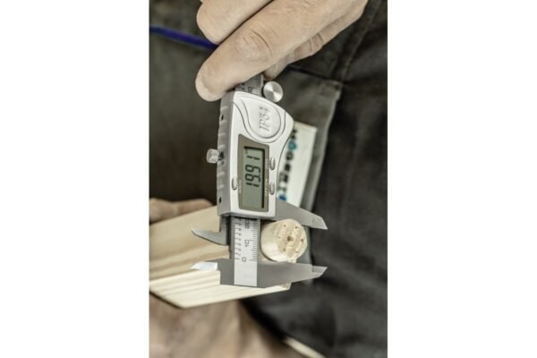 Högert digitaler Messschieber, Messbereich: 155 mm