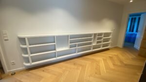 Seidbord_1-1 Bücherregal 4000 × 850